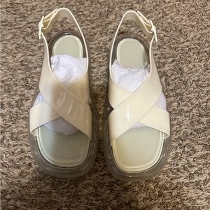 Tory Burch 87700 bubble jelly sandal ivory color size 8